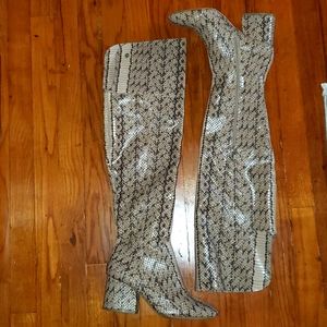 Louise Et Cie Vayna Snakeprint boots